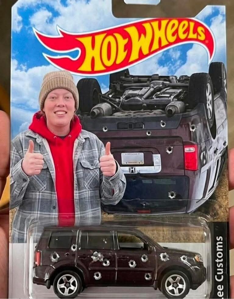 Hot Wheels Lee Customs