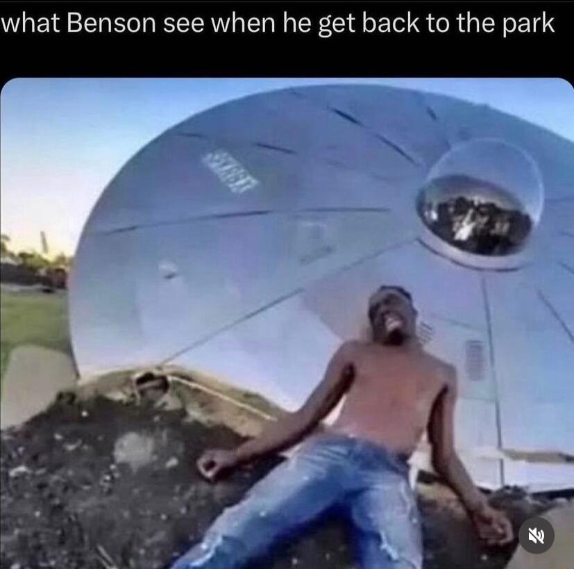 hat Benson see when he get back to the park