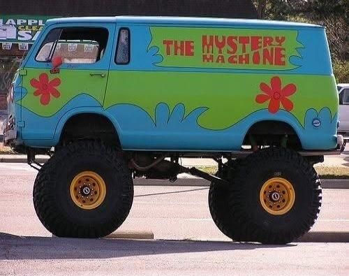 THE MYSTERY MACHINE
