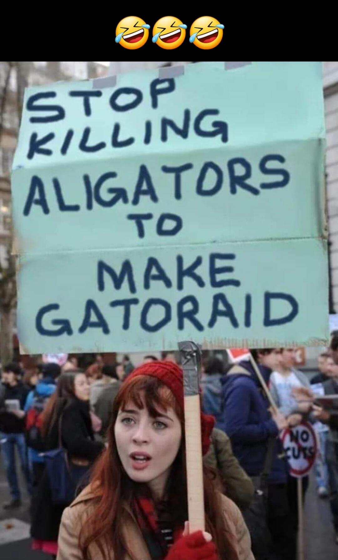 STOP KILLING ALIGATORS TO MAKE GATORAID 😂😂😂