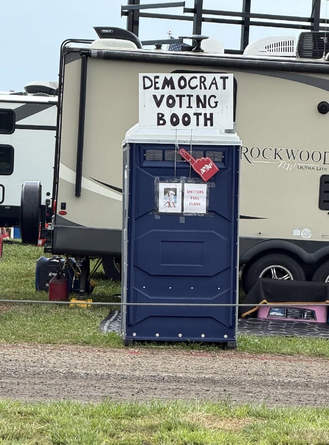 DEMOCRAT VOTING BOOTH. SHITTERS FULL CLARK. JABO.