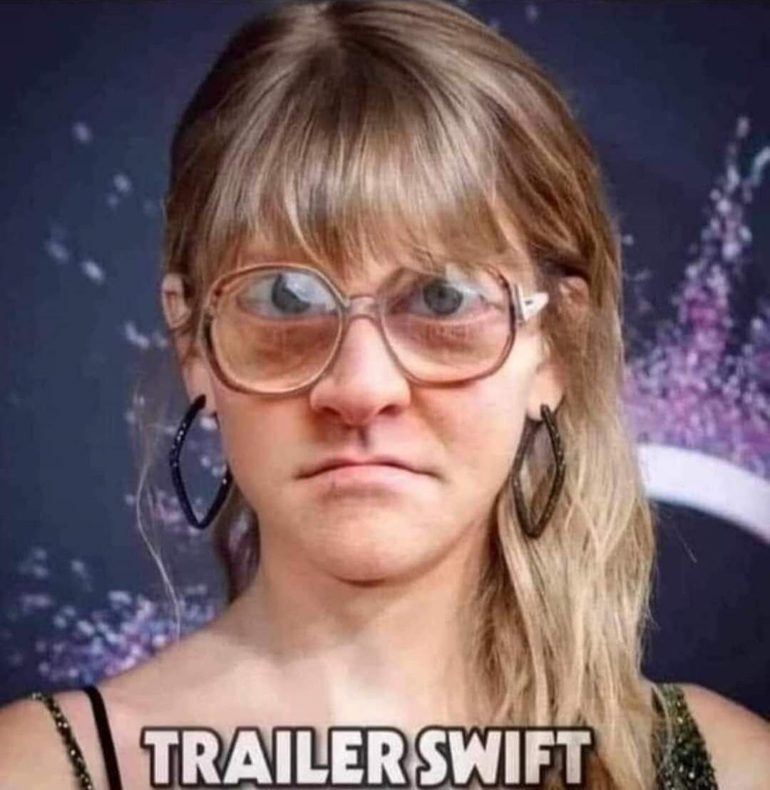 TRAILER SWIFT
