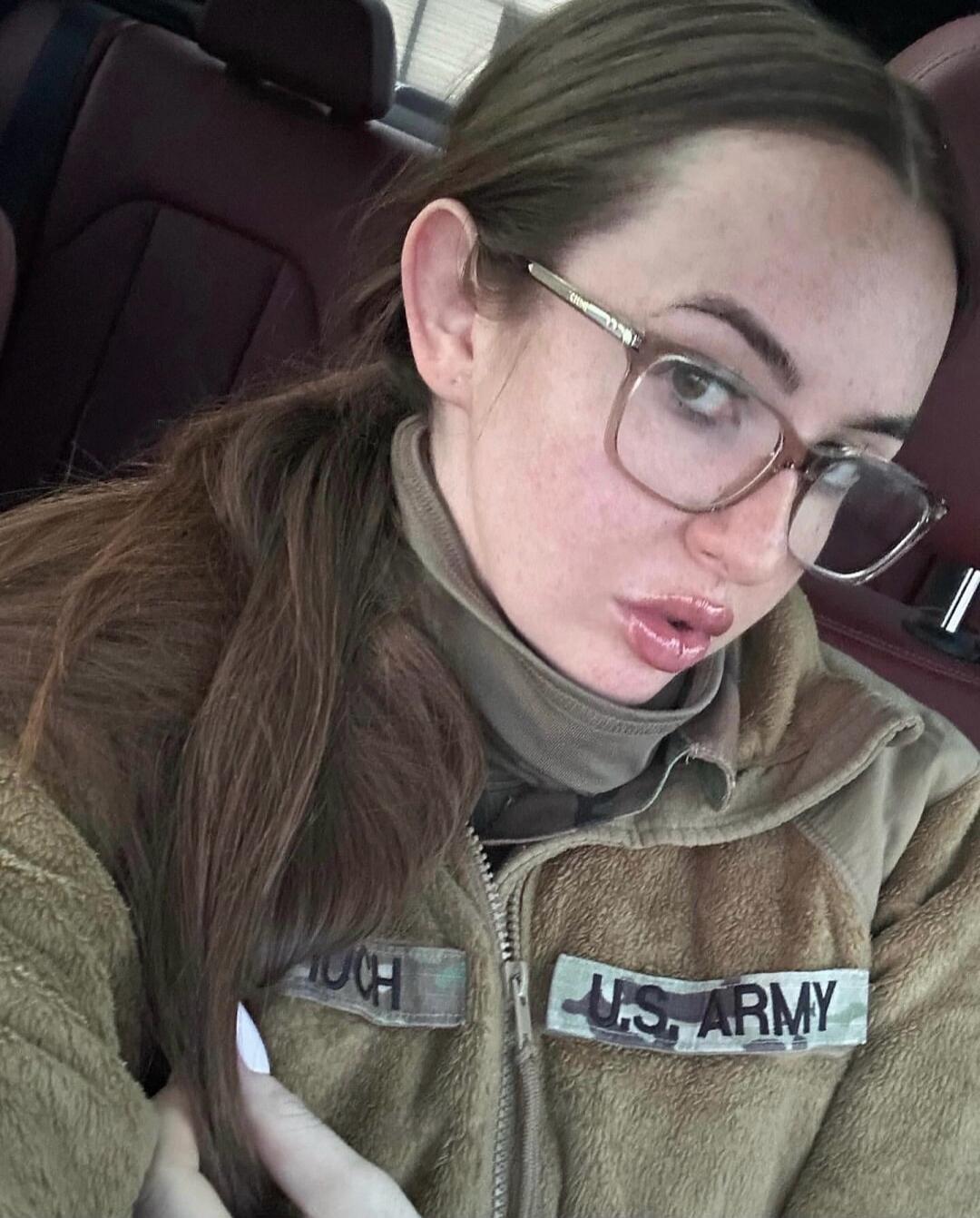 U.S. ARMY UCH