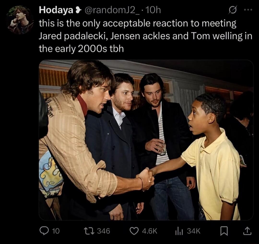 Hodaya @randomJ2_ . 10h this is the only acceptable reaction to meeting Jared padalecki, Jensen ackles and Tom welling in the early 2000s tbh