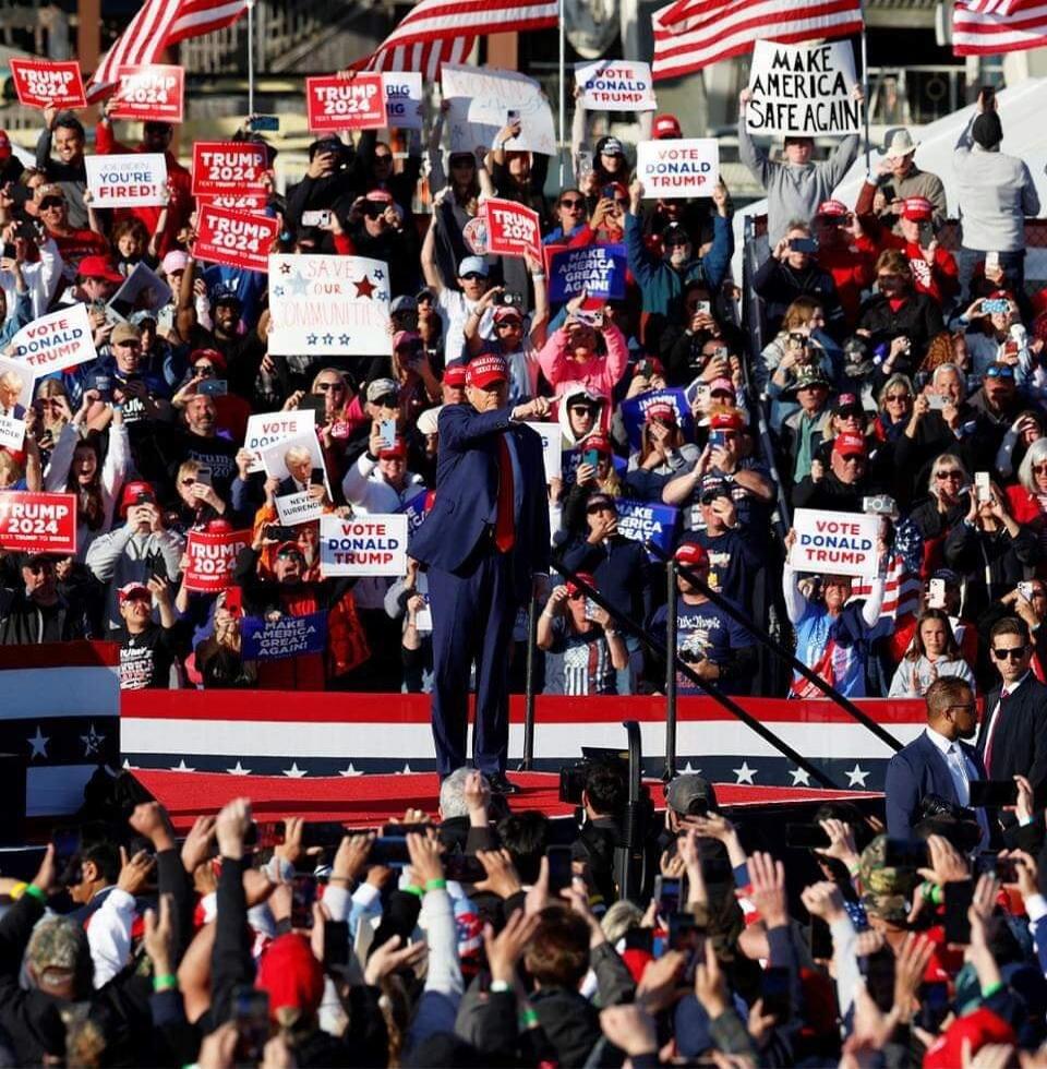 TRUMP 2024, VOTE DONALD TRUMP, MAKE AMERICA SAFE AGAIN, YOU'RE FIRED!, SAVE OUR COMMUNITIES, MAKE AMERICA GREAT AGAIN!