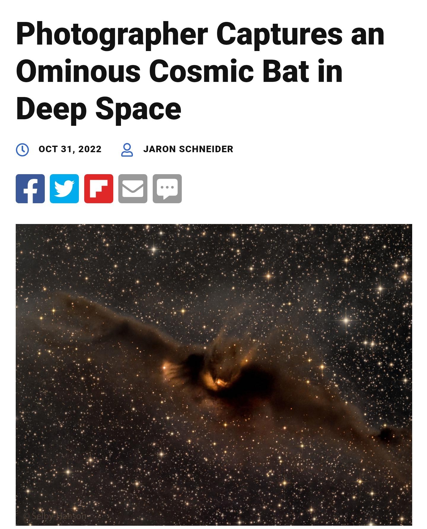 Peta Q Photographer Captures an Ominous Cosmic Bat in Deep Space eran JARON SCHNEIDER J Photographer Mark Hanson captured what he