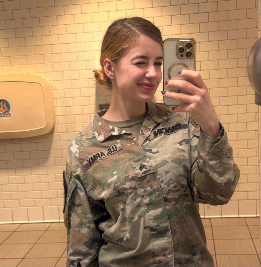 U.S. ARMY DANCING