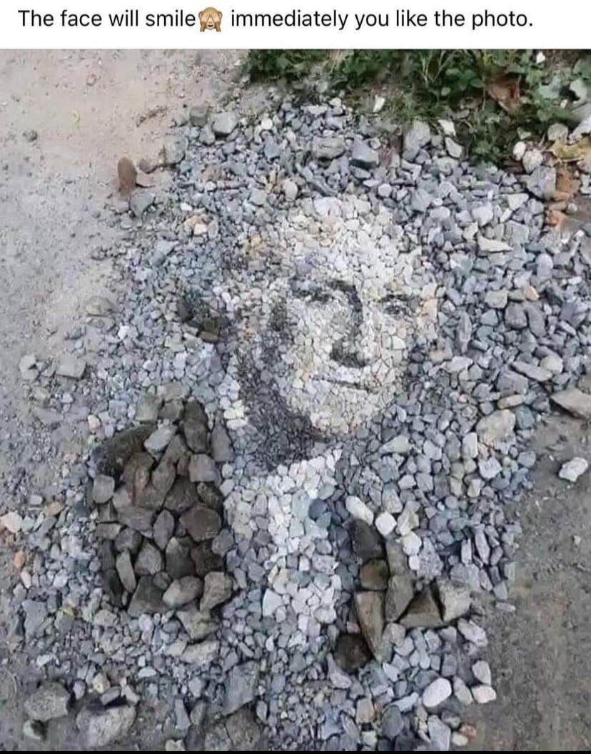 The face will smile 🙈 immediately you like the photo.