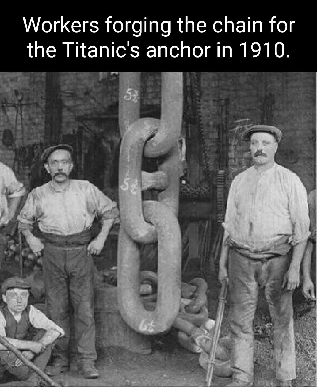 Workers forging the chain for the Titanics anchor in 1910