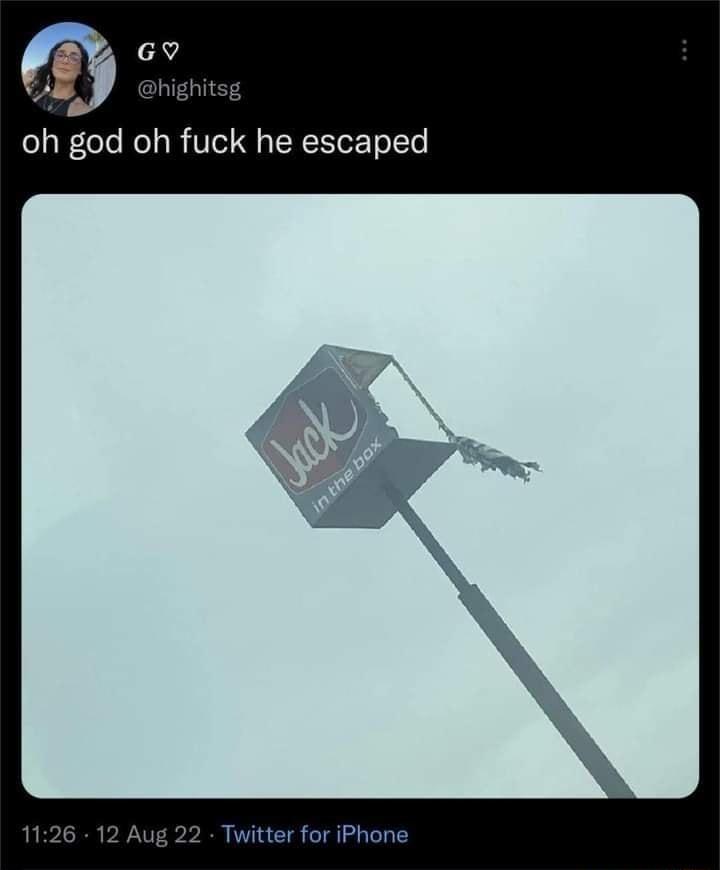 24 v highit oh god oh fuck he escaped 2 Twiitter for iPhone