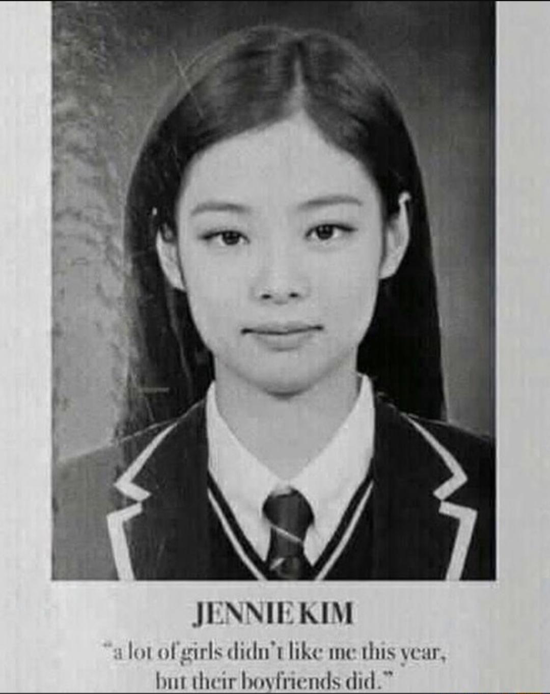 JENNIEKIM ot ol girls didnt ike me this vear bt their bovinends did