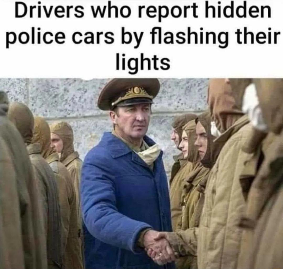 Drivers who report hidden police cars by flashing their