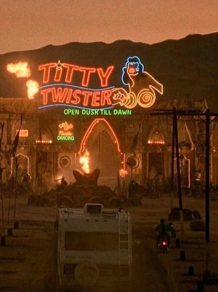 Titty Twister, Open Dusk Till Dawn, Girls Dancing