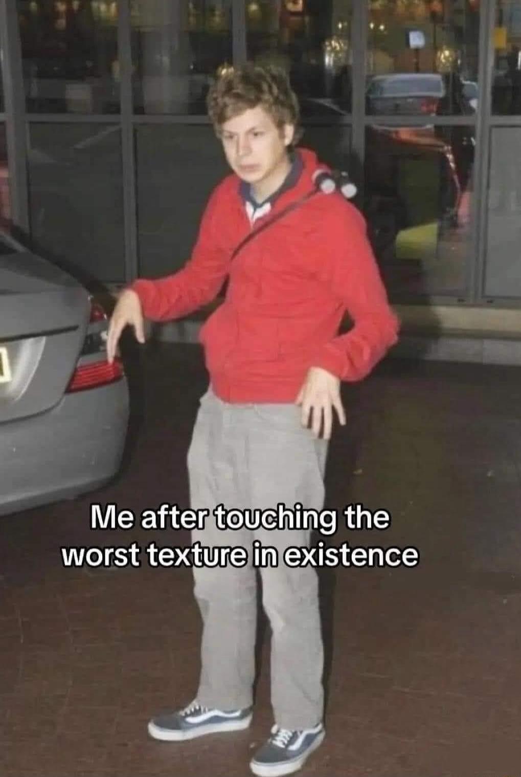 WEE L Cr Goueiie R worst texturelinlexistence