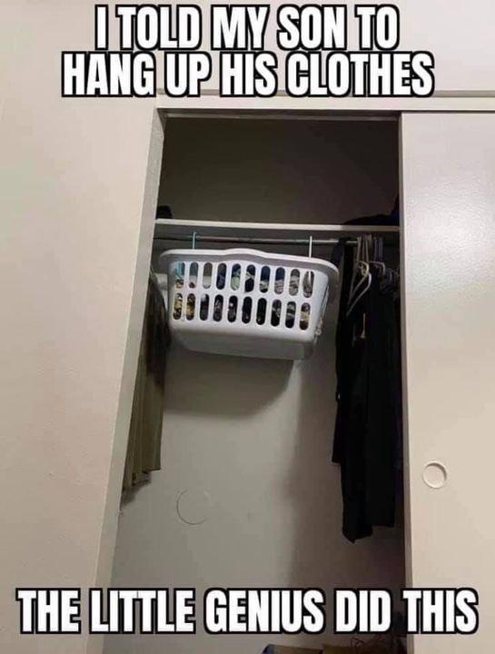 liToLD SIII 10 HANGIUPIHISICLOTHES 8 THE LITTLE GENIUS DID T