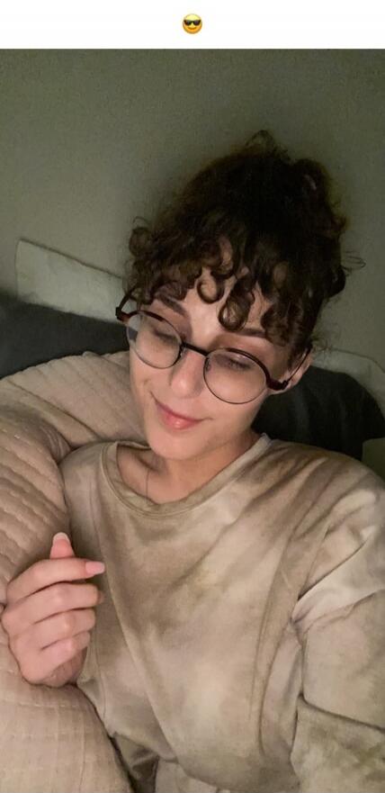 😎