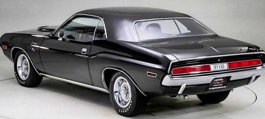 Challenger DODGE Legendary