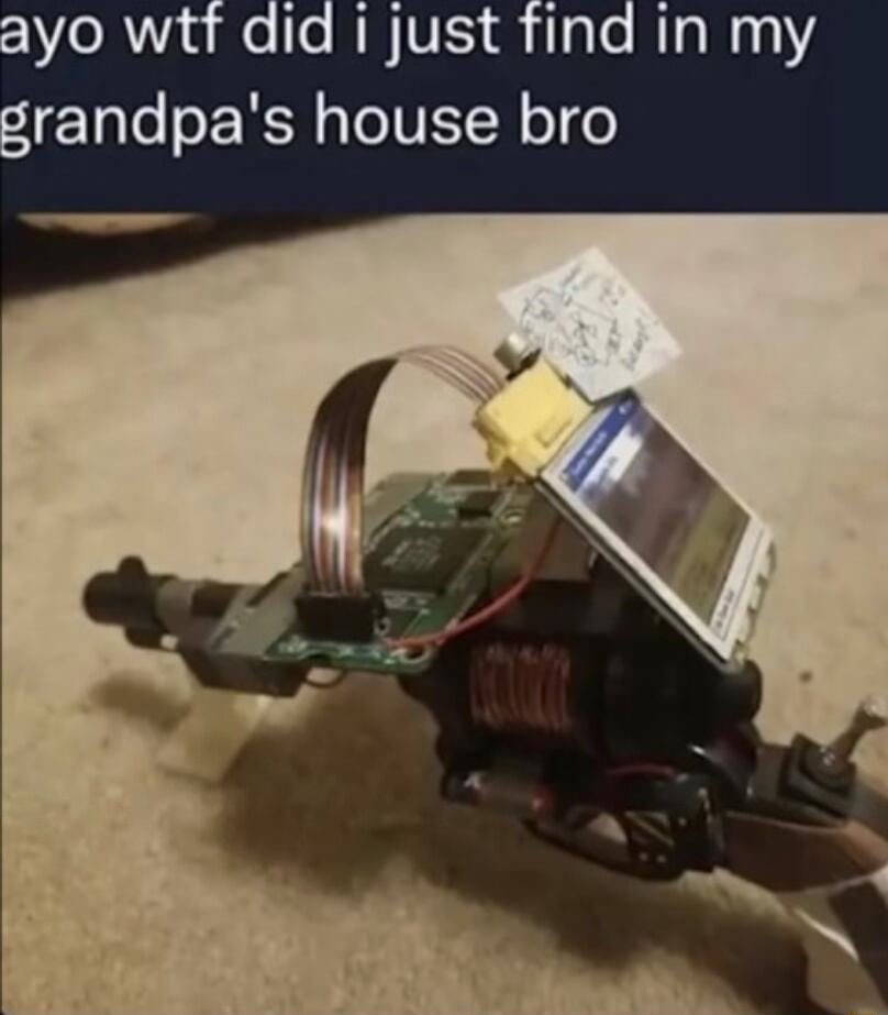 zoRWialele ANV ale NTaN11Y grandpas house bro