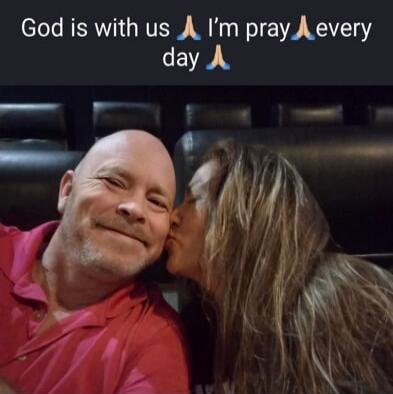 God is with us 🙏 I'm pray 🙏 every day 🙏