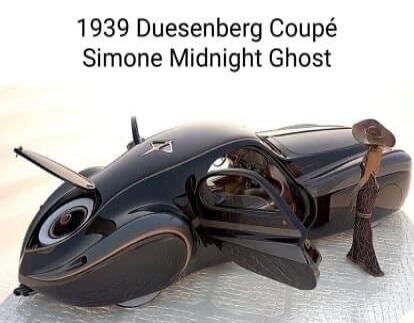 1939 Duesenberg Coupé Simone Midnight Ghost