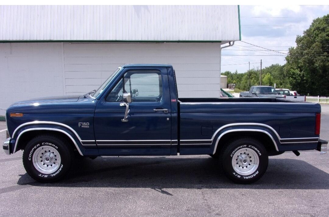 Ford F-150 pickup truck. COOPER COBRA RADIAL G/T tires.