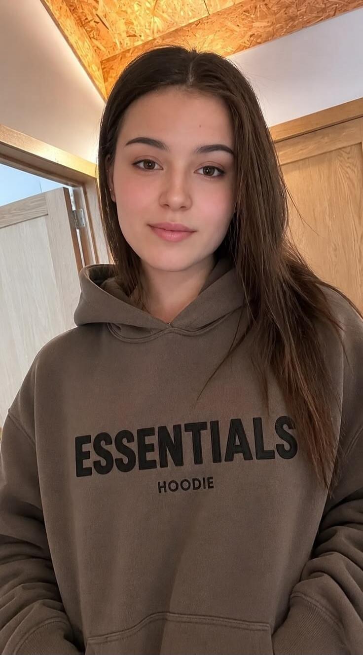 ESSENTIALS HOODIE