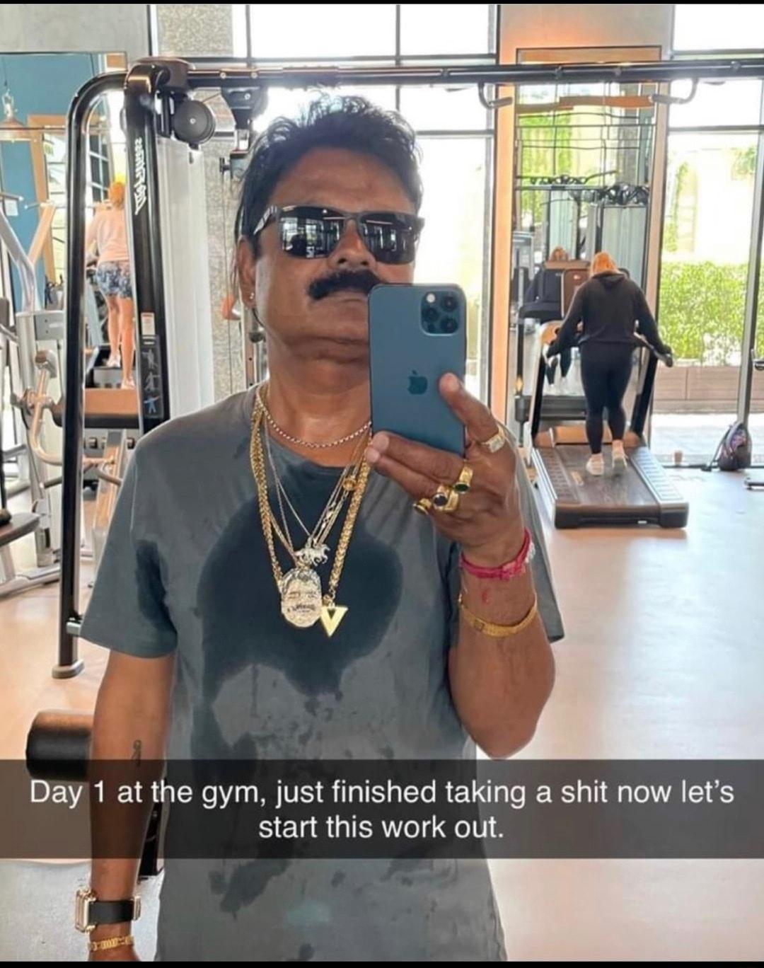 Day 1 at the gym just finished taking shit now lets BEUSUERTIRE S X L
