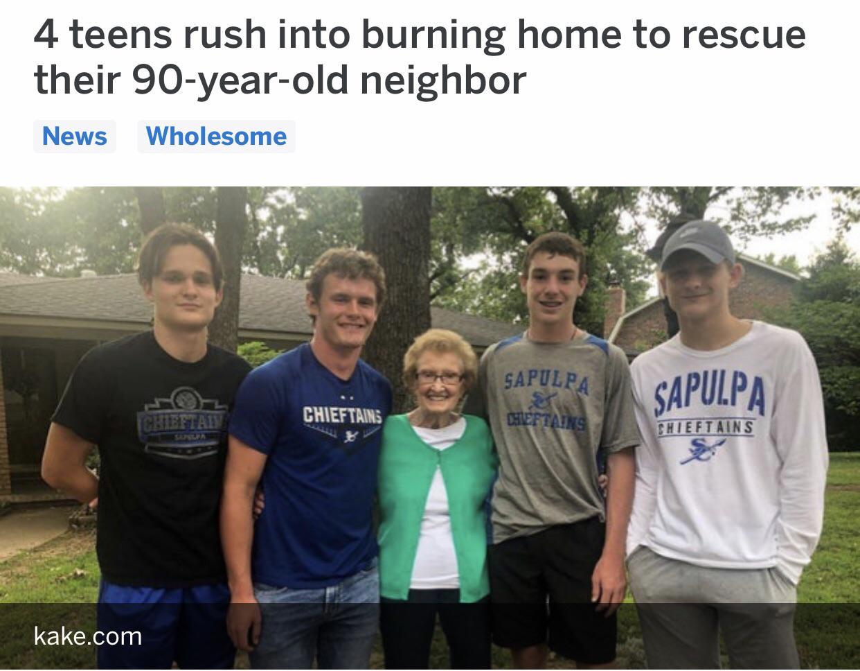 4 teens rush into burning home to rescue their 90 year old neighbor kakecom