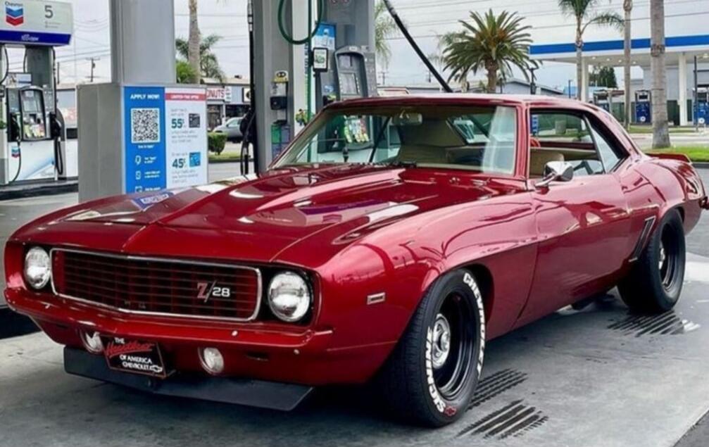 CHEVRON 5 APPLY NOW 55 45 DONUTS Z/28 THE Heartbeat OF AMERICA CHEVROLET
