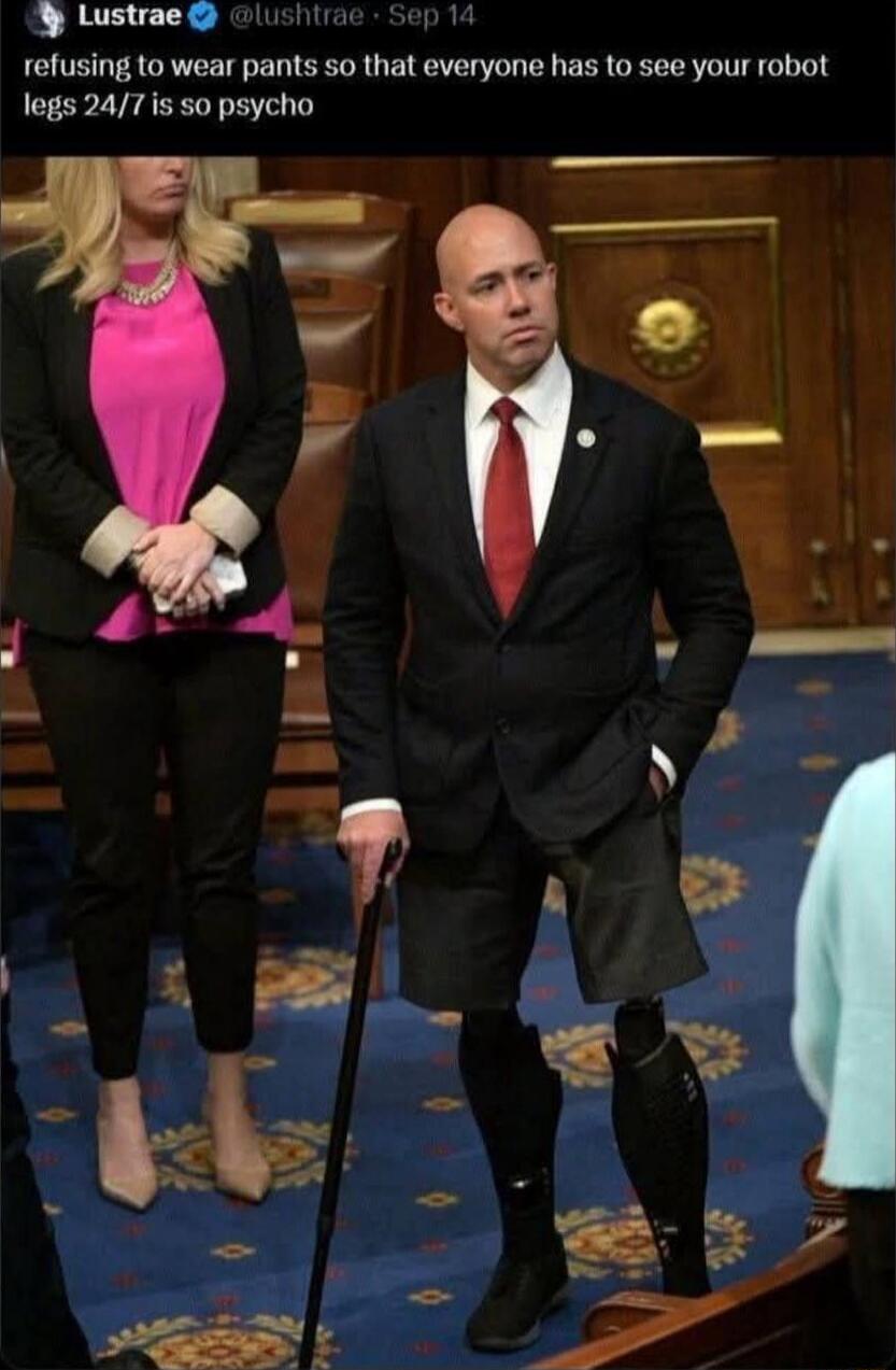 Lustrae @lustrae · Sep 14
refusing to wear pants so that everyone has to see your robot legs 24/7 is so psycho