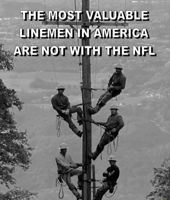 AVERIGA HITHE NFL LINEMEN zms NOTW