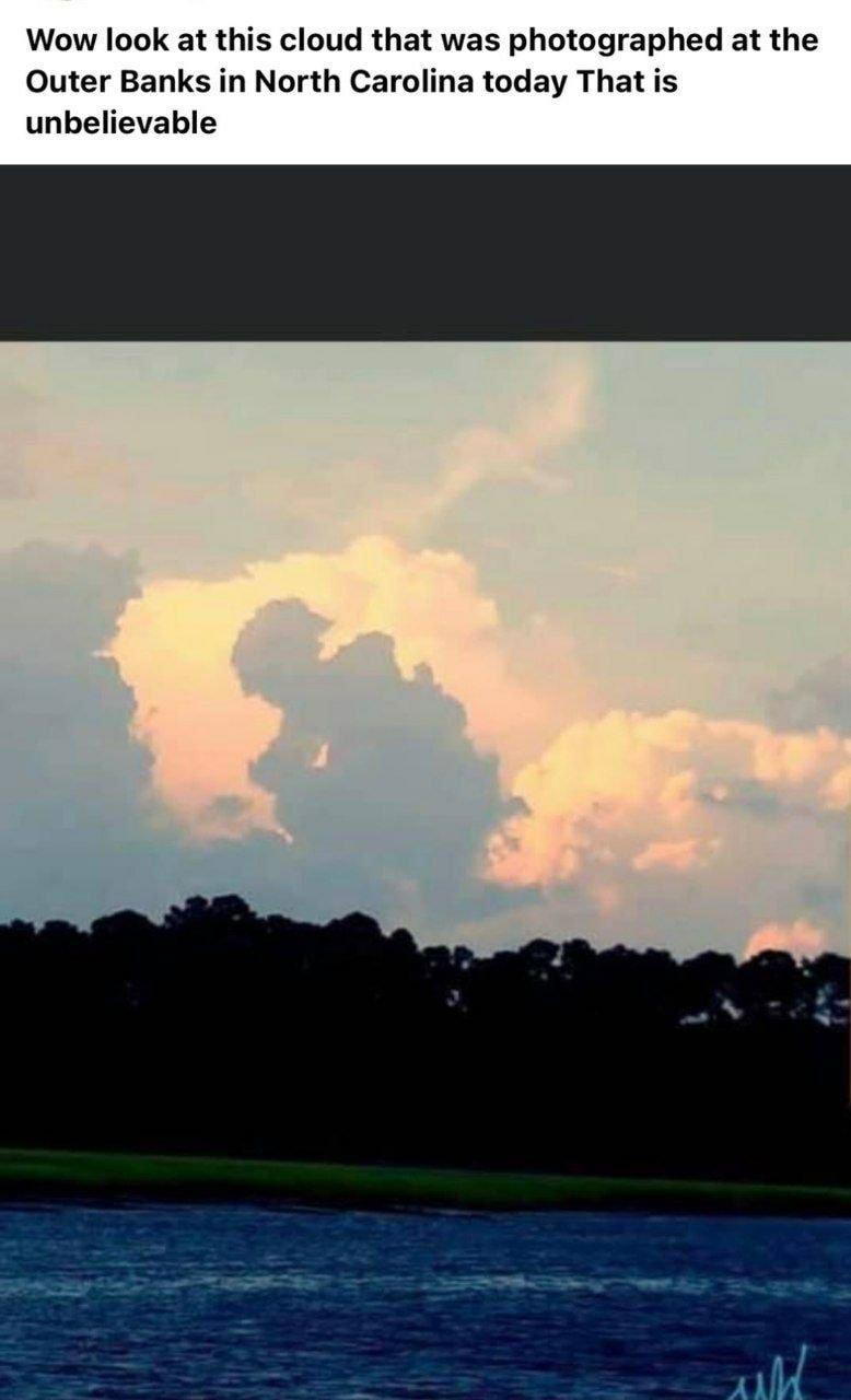 Wow look at this cloud that was photographed at the Outer Banks in North Carolina today That is unbelievable