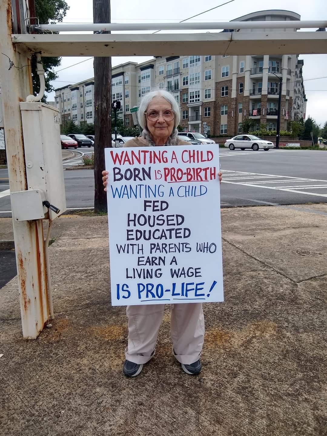 WITH PARENTS UWHO EARN A LIVING WAGE