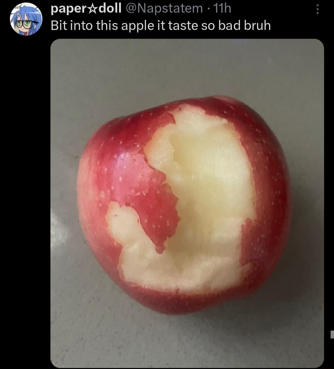 paperdoll Napstatem 11h Bitinto this apple it taste so bad bruh