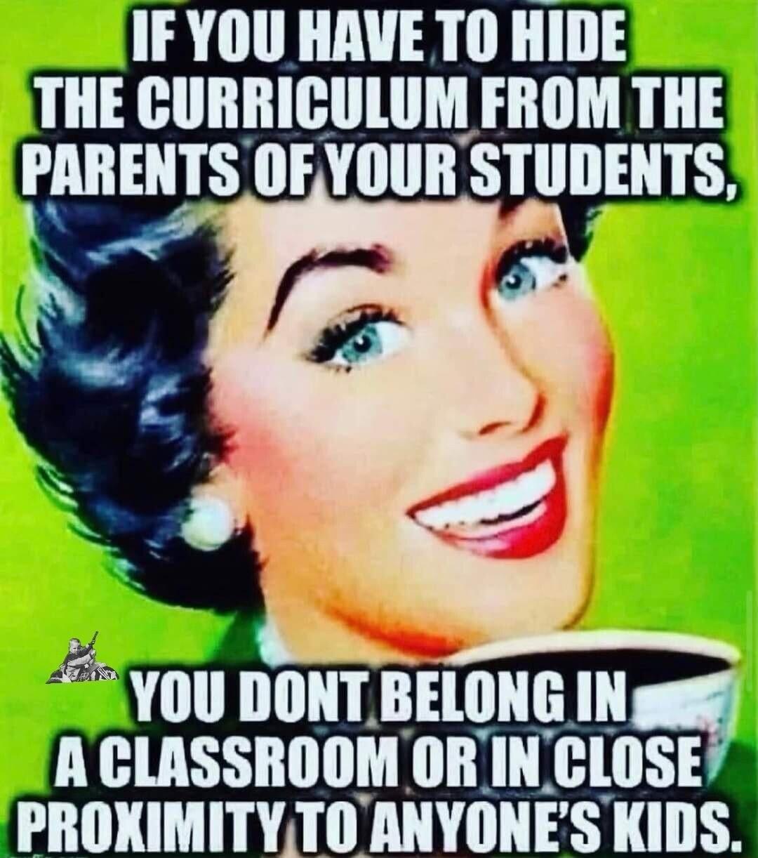 A CLASSROOM ORIN CLOSE PROXIMITYTO ANYONESKIDS