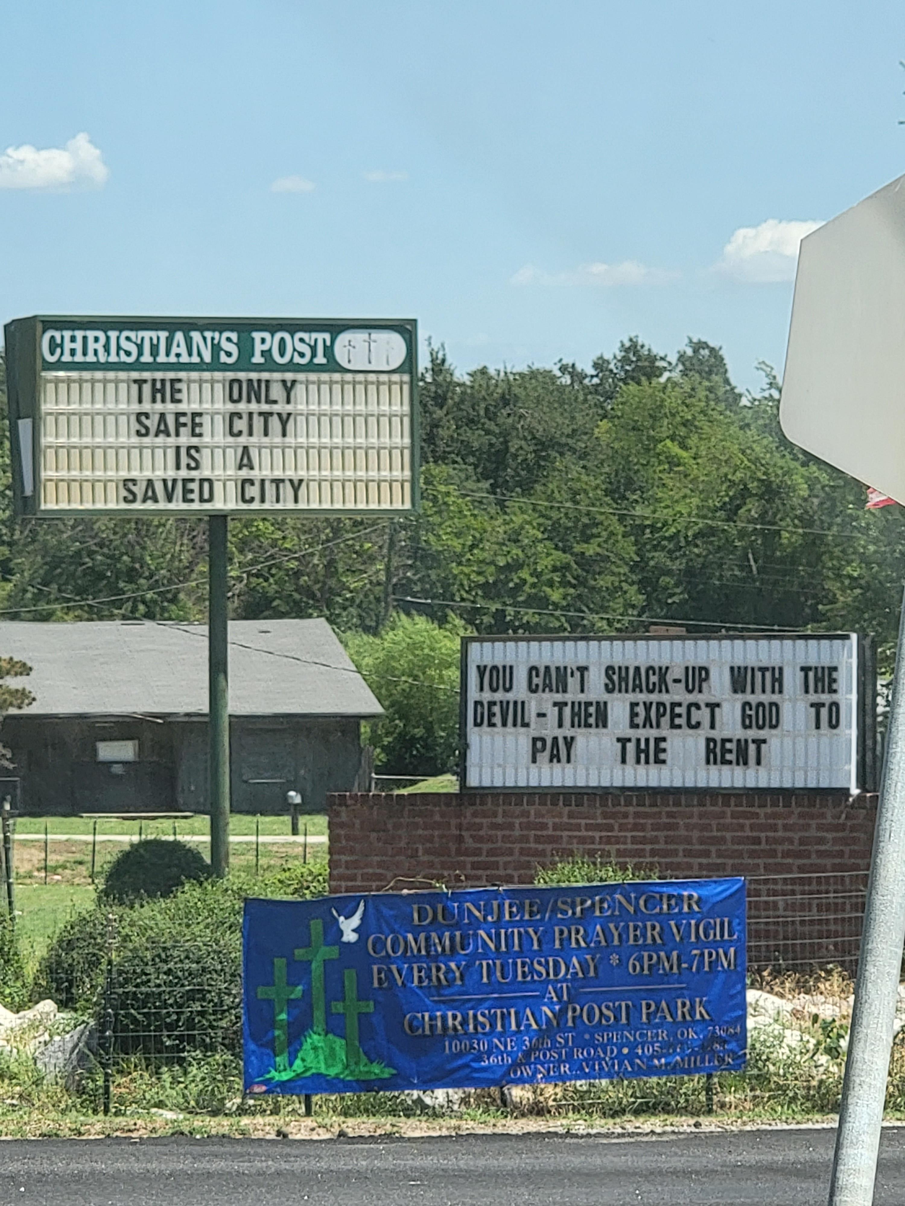 CHRISTIANS POSTID THETTTIONLY 111 SAFEICITYI1 ISTTA TITTT