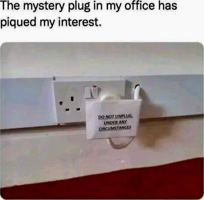 The mystery plug in my office has piqued my interest