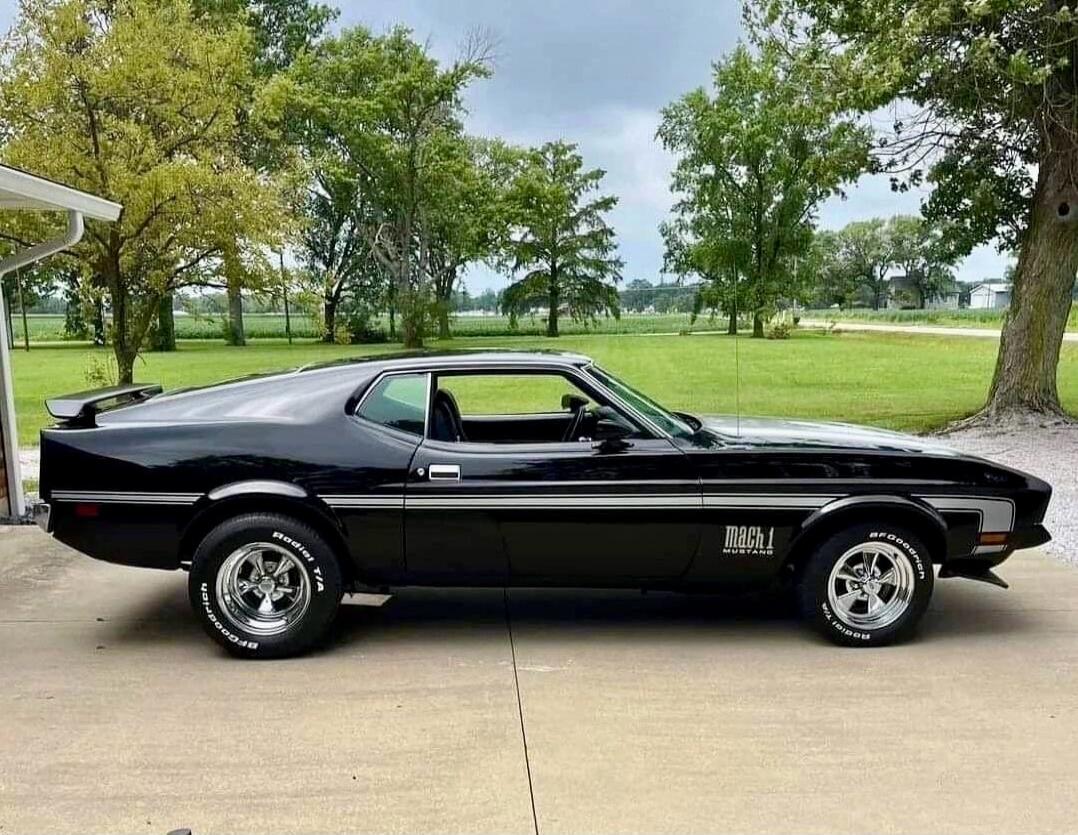 Mach 1 Mustang