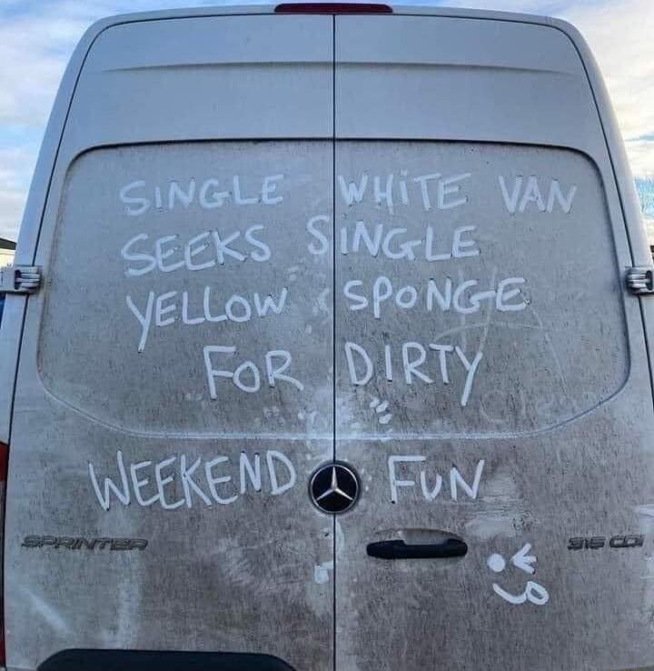 CINGLE quns VAN ggKS SINGLE ELOW 4 SPoNGE FoR RTy WEEKENDT TN