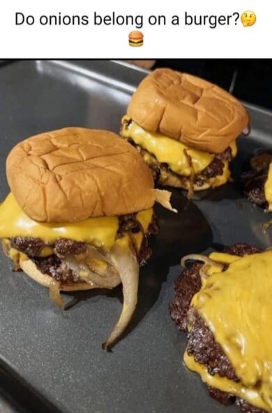 Do onions belong on a burger? 🤔
