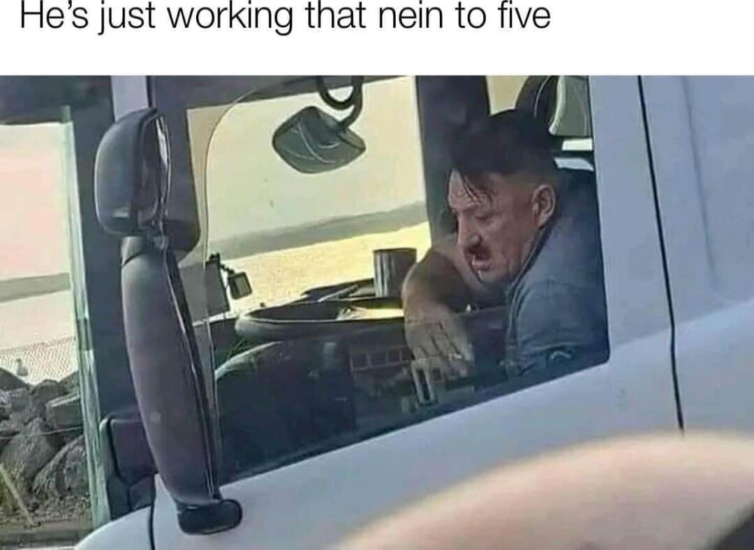 es Just working that nein to five