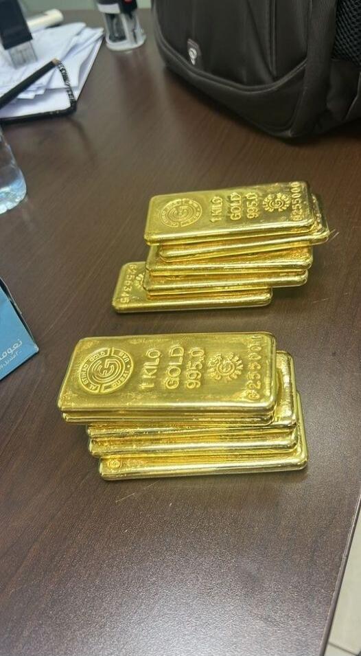 1 KILO GOLD 995.0, 6255000, 6256345, UAE, DUBAI, ETIHAD GOLD. Arabic text: نعومة
