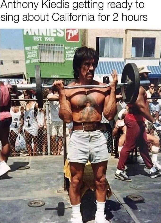 Anthony Kiedis getting ready to sing about California for 2 hours