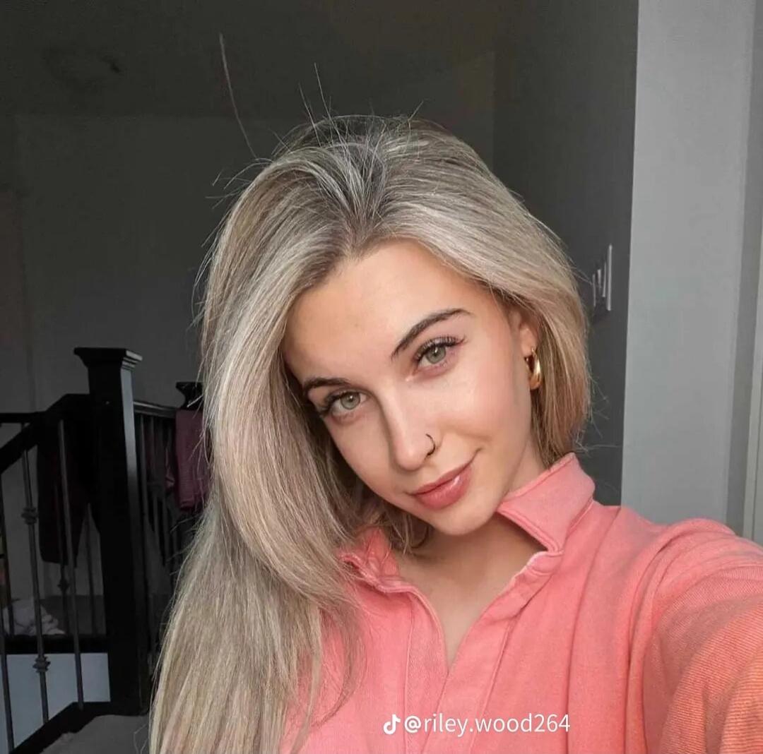 tiktok/riley.wood264