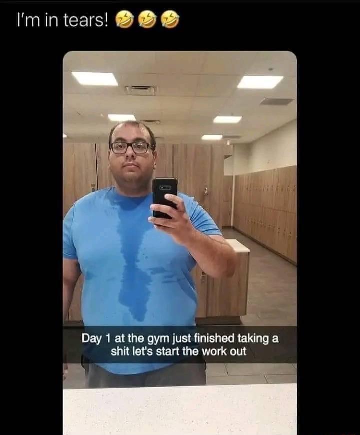 ERIRCEISE XX Day 1 at the gym just finished taking a shit lets start the work out