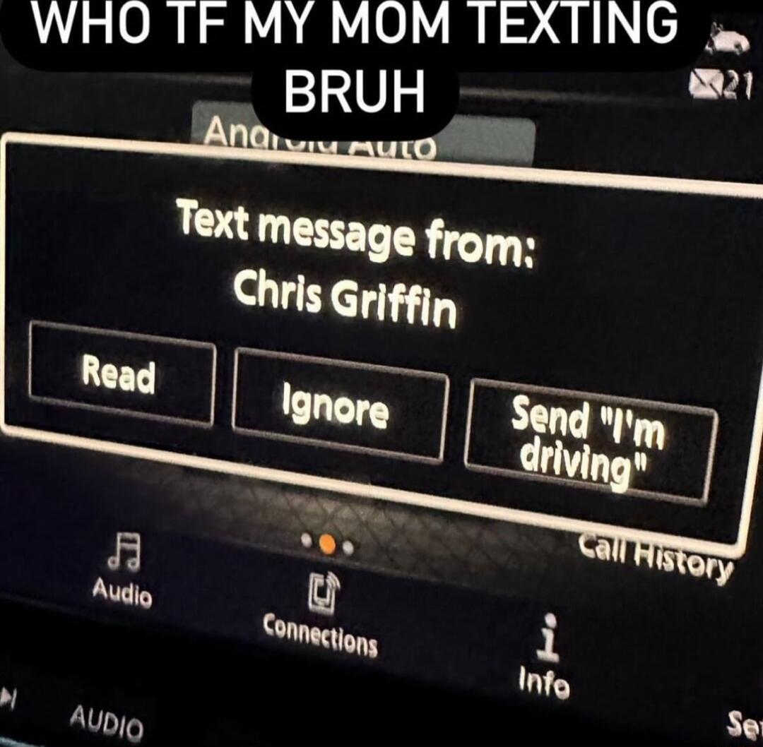 WRO TF MY MOM TEXTING BRUH