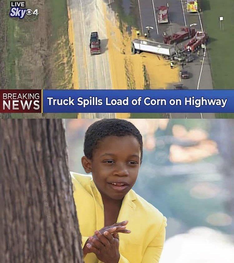 fwgl Truck Spills Load of Corn on Highway