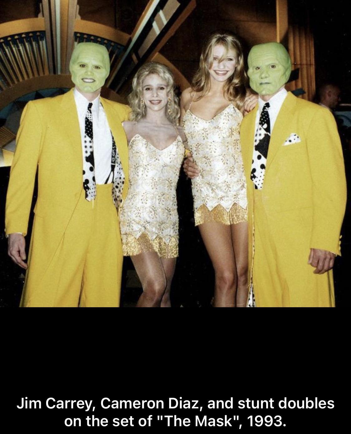 Jim Carrey Cameron Diaz and stunt doubles R CETICTR CY VER G SI k