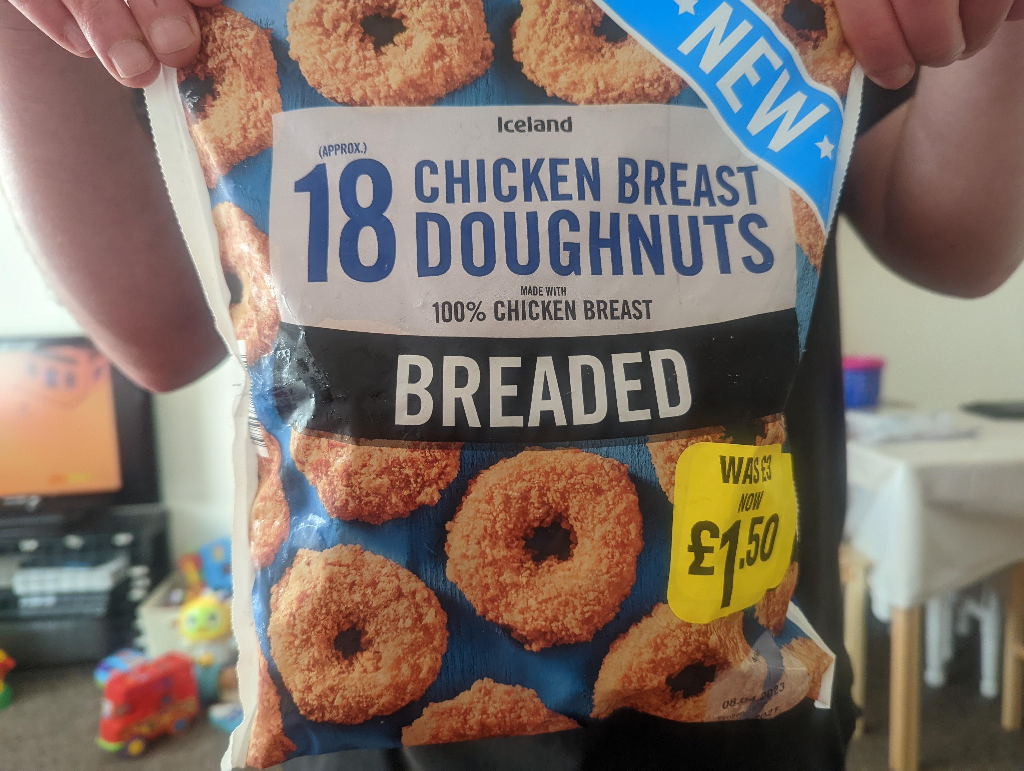 Iceland CHICKEN BREAST DOUGHNUTS MADE WITH 100 CHICKEN BREAST APPROX 18 1