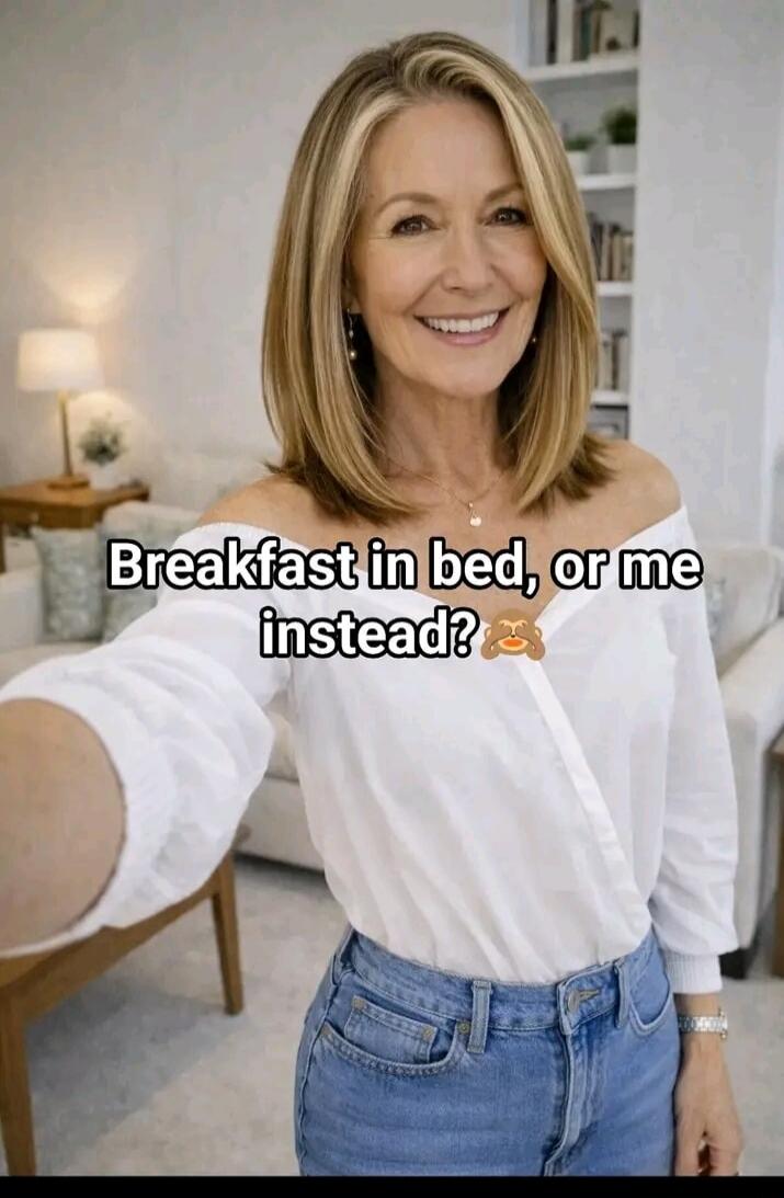 Breakfast in bed, or me instead? 🙈